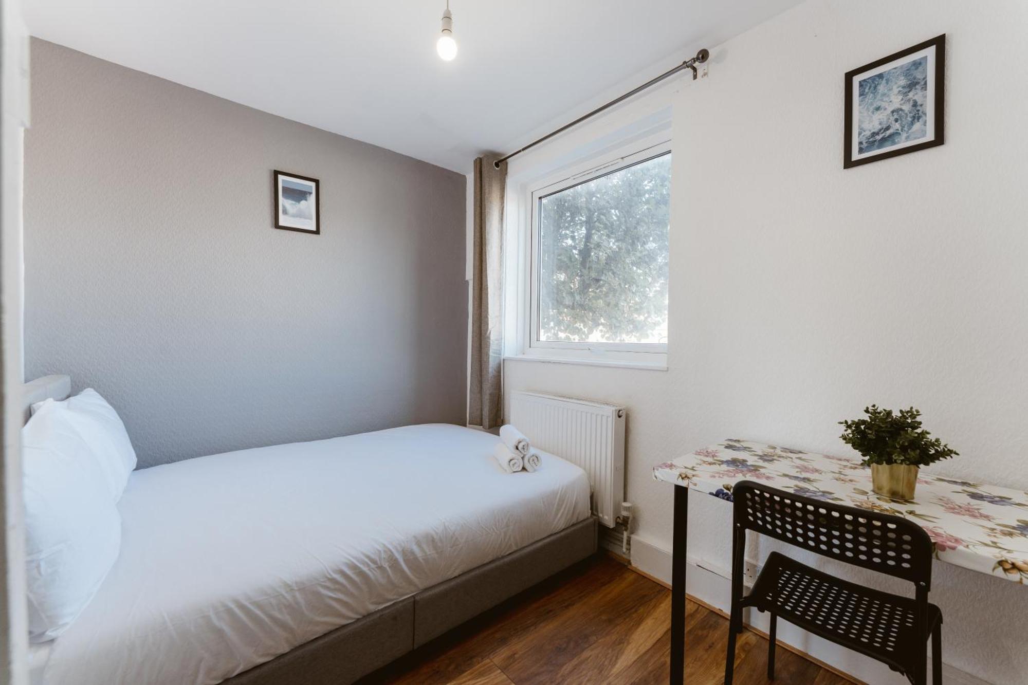 Shadwell Double Room - 13 London Exterior photo